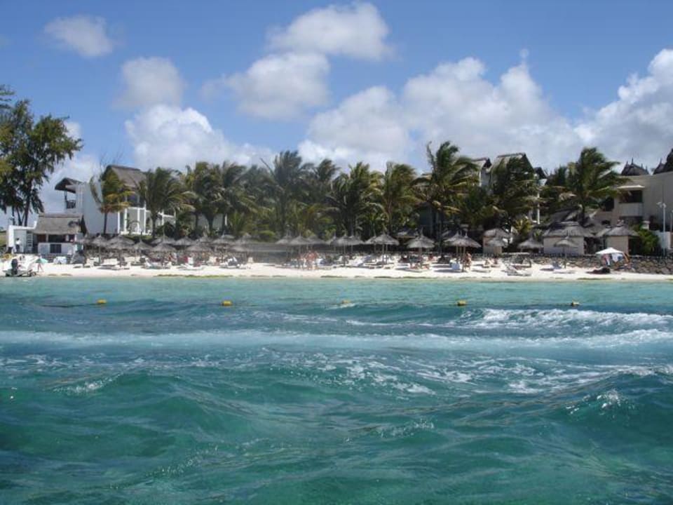 Blick von der Meerseite Veranda Palmar Beach Hotel