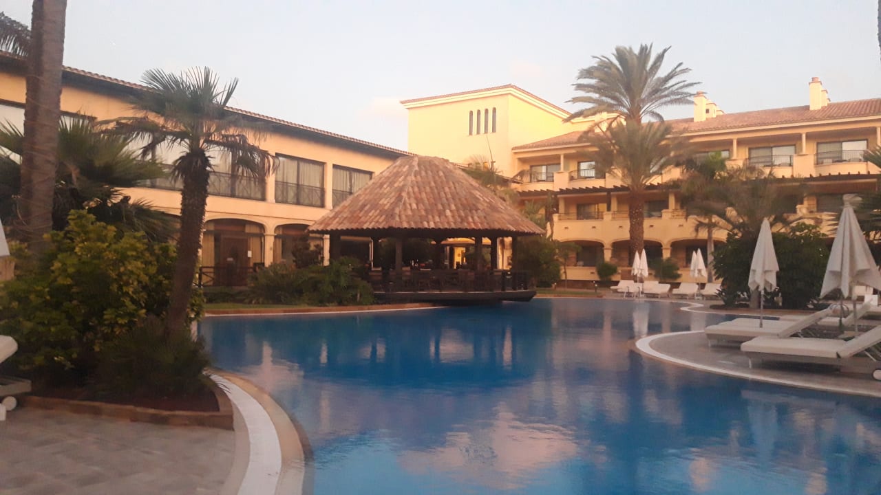 Pool Secrets Bahia Real Resort & SPA