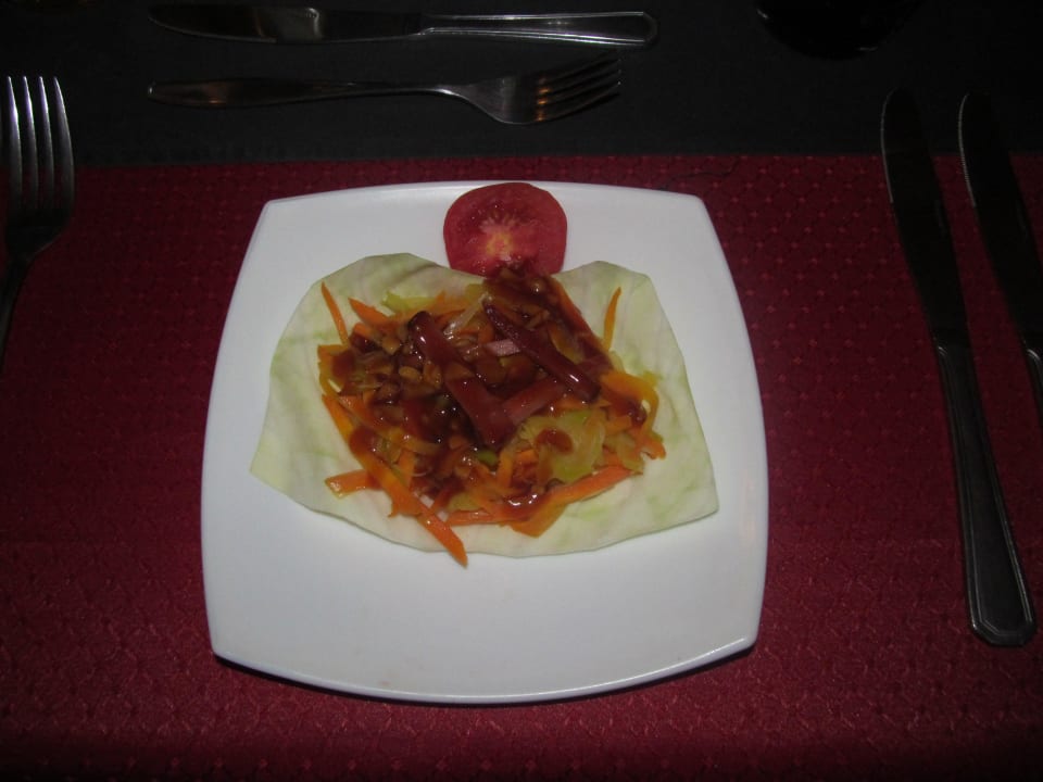 Salat auf einem Salatblatt Aruba-Mara Camp