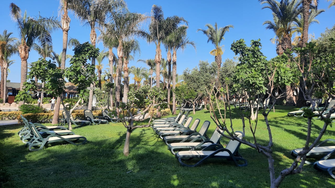 Gartenanlage Sunis Kumköy Beach Resort Hotel & Spa