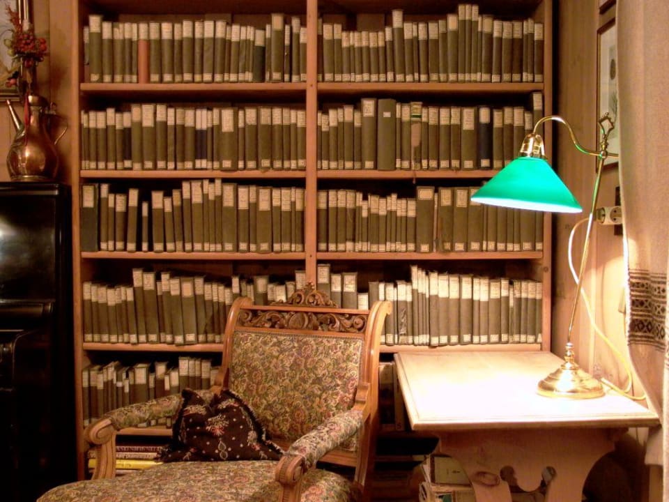 Lobby/Eingang Hotel Zirmerhof