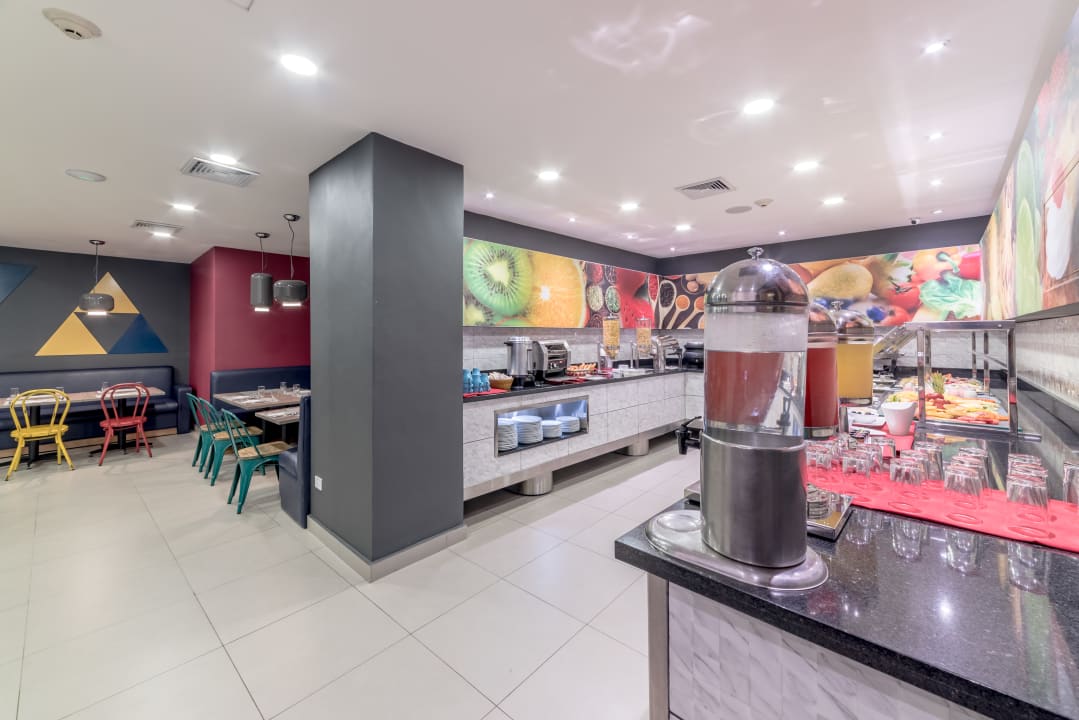 Gastro Novus Plaza Hodelpa