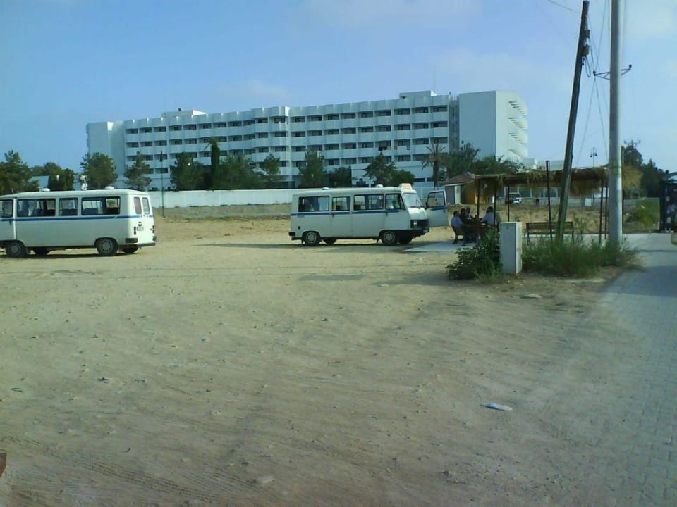 "Zentralhaltestelle" Hotel Orfeus Park