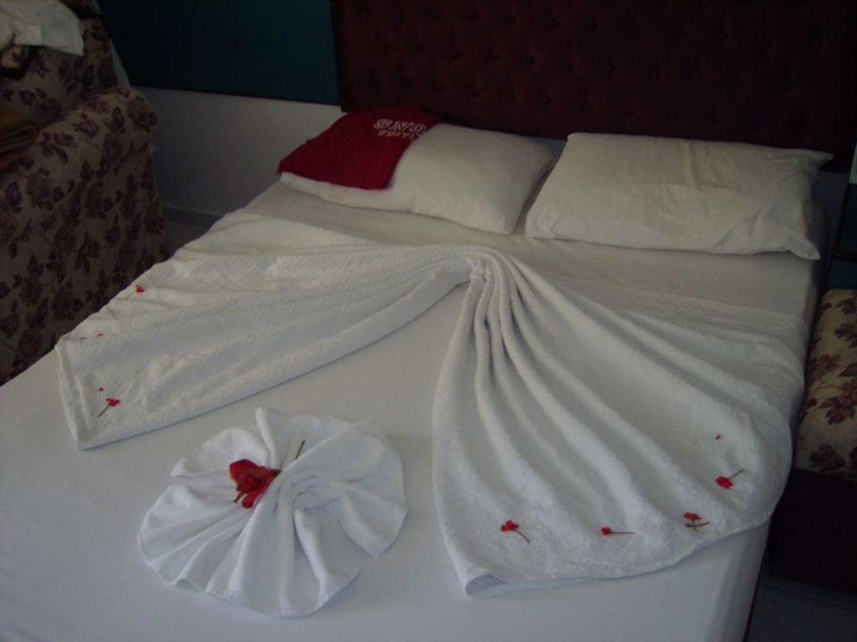 Jeden Tag wird es anders dekoriert! Kırbıyık Resort Hotel - Alanya