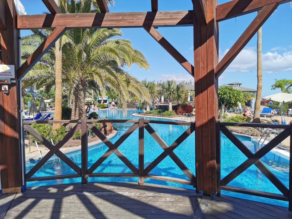 Pool R2 Pajara Beach