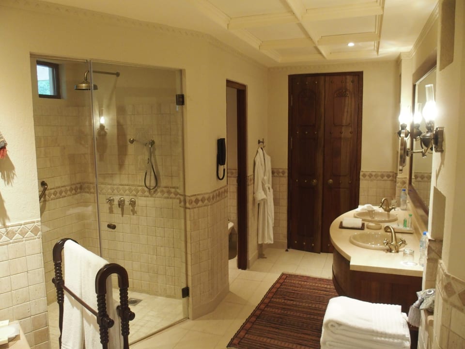 Zimmer Al Maha, A Luxury Collection Desert Resort & Spa