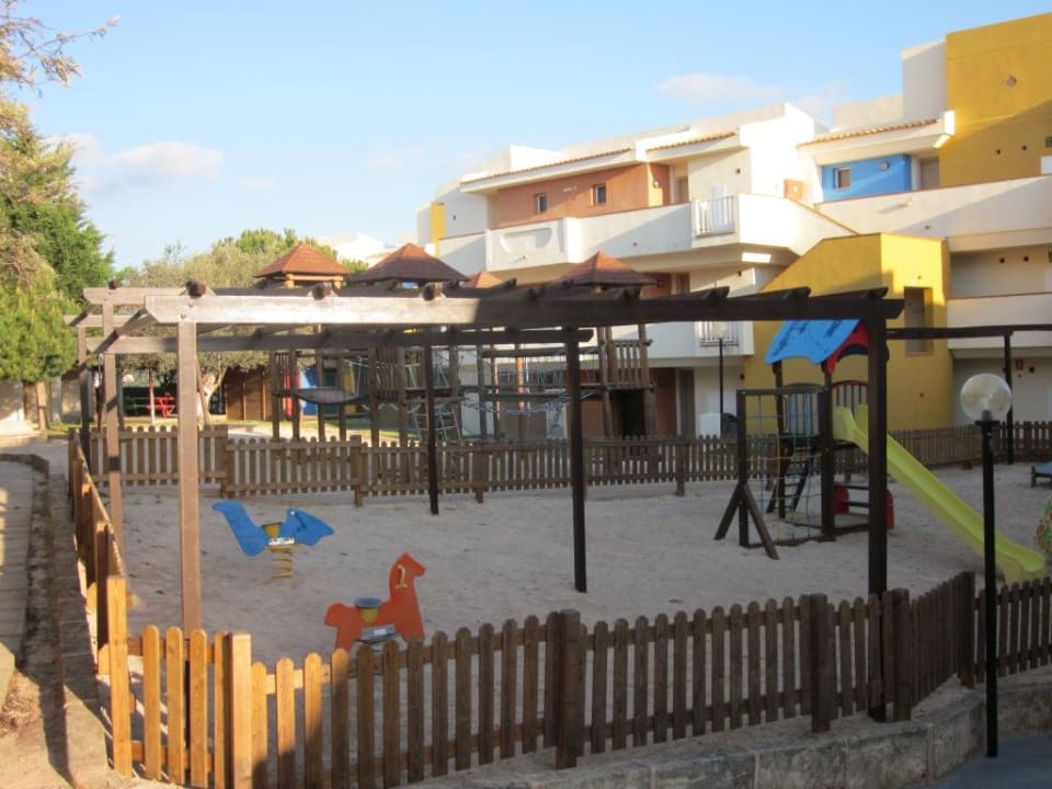 Kinderspielplatz blau punta reina