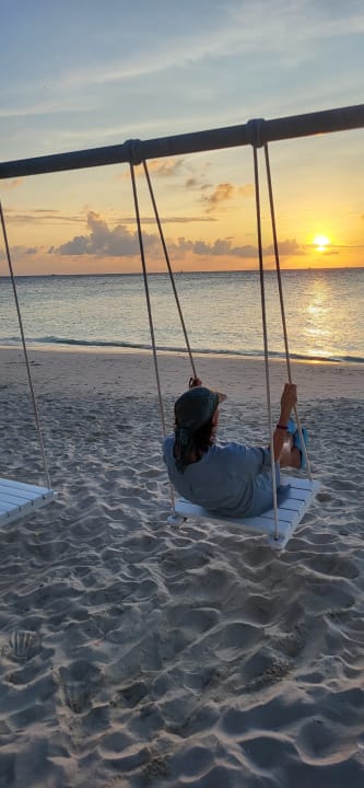 Strand Centara Ras Fushi Resort & Spa Maldives