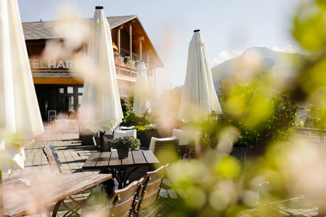 Gartenanlage Hotel Hari im Schlegeli