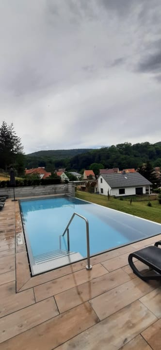 Pool Schlosshotel Stecklenberg