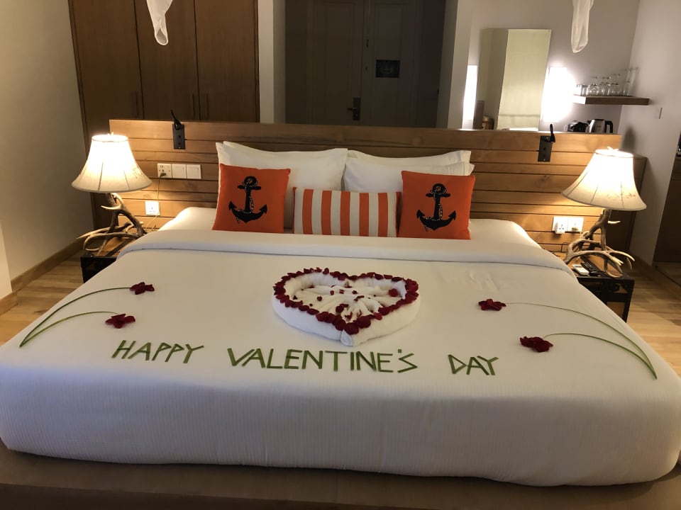 Zimmer Sun Siyam Iru Veli