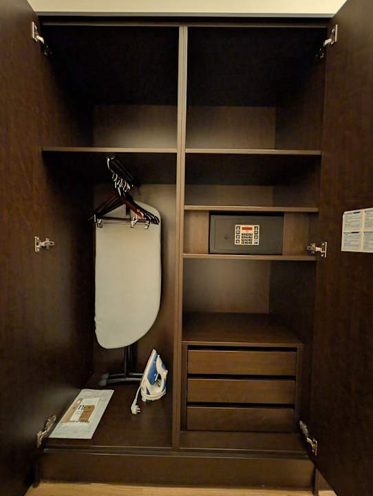 Zimmer Hotel NH Atlanta Rotterdam