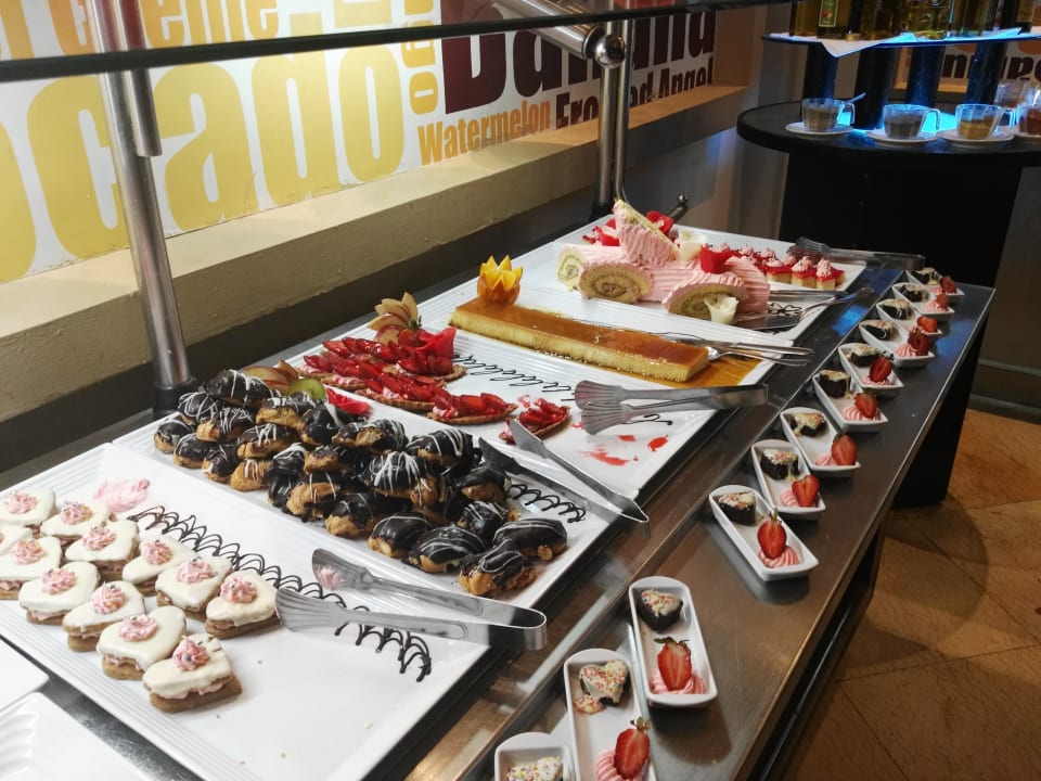 Gastro Three Corners Sea Beach Resort