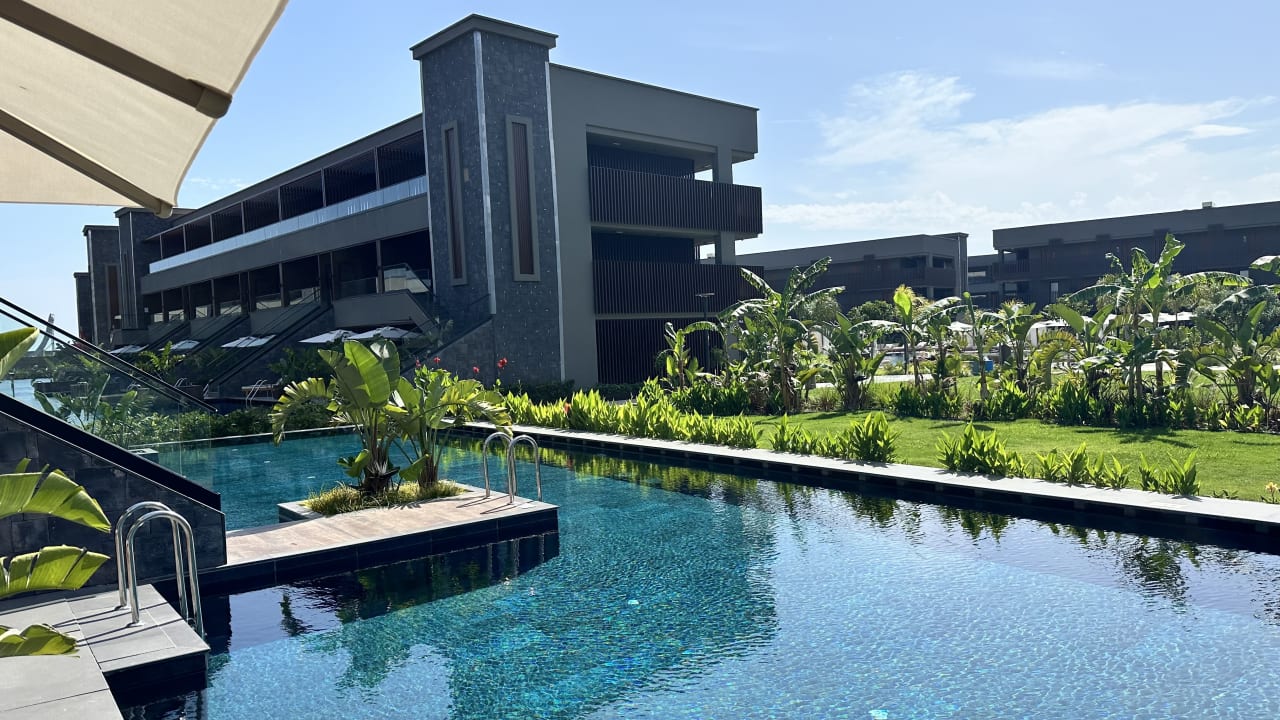 Pool Jacaranda Luxury Resort