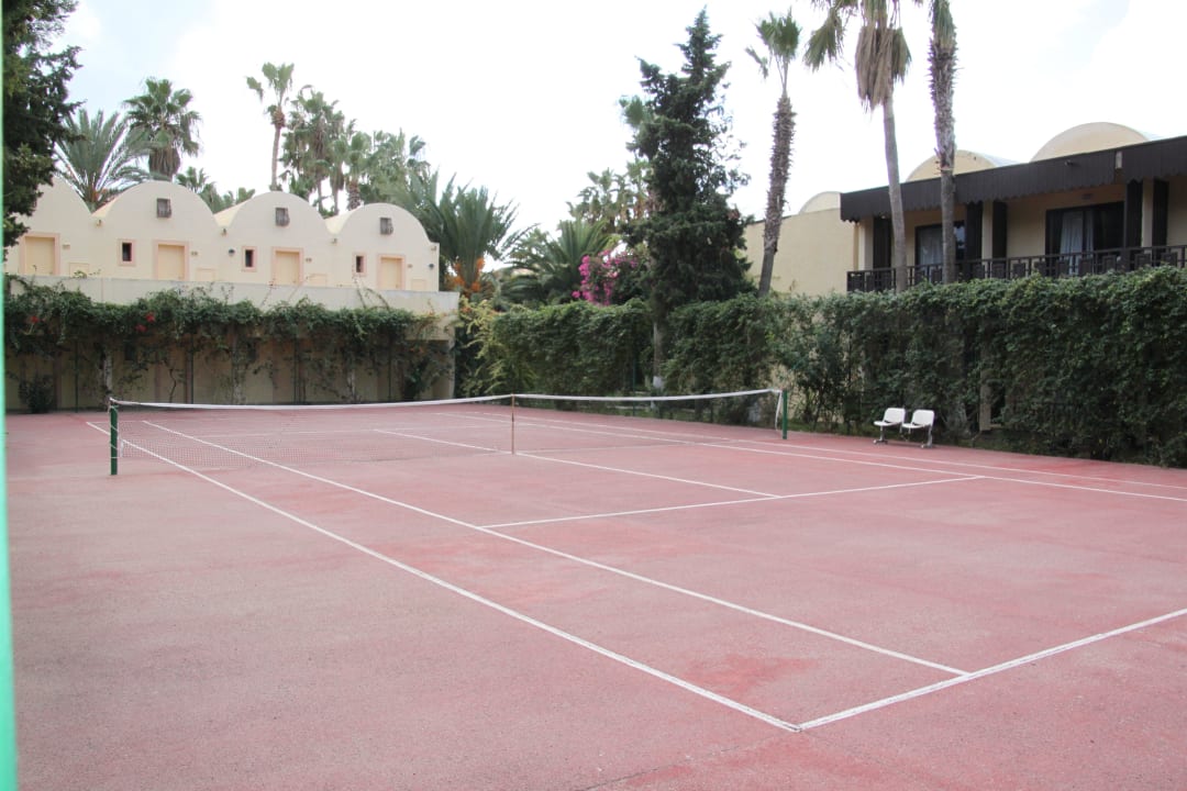 Tennisplatz Hotel Paradis Palace