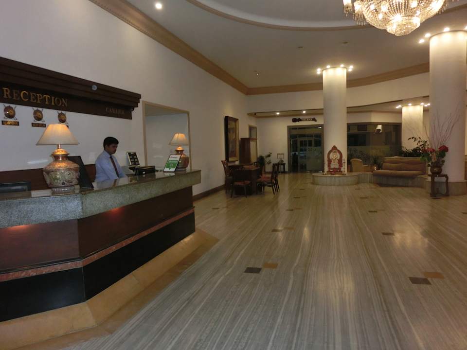 Lobby Hotel Sangam