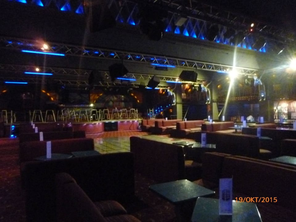 Wavedisco Titanic Beach Spa & Aqua Park