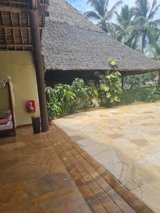 Außenansicht Hotel Kiwengwa Beach Resort