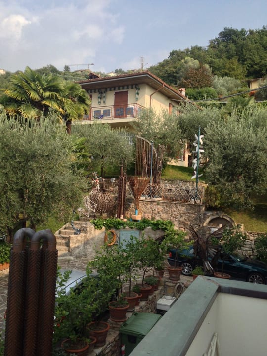 Blick vom Balkon in Richtung Garten Hotel Fraderiana