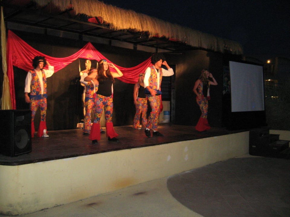 Show durch Animationsteam Eix Platja Daurada Hotel & SPA