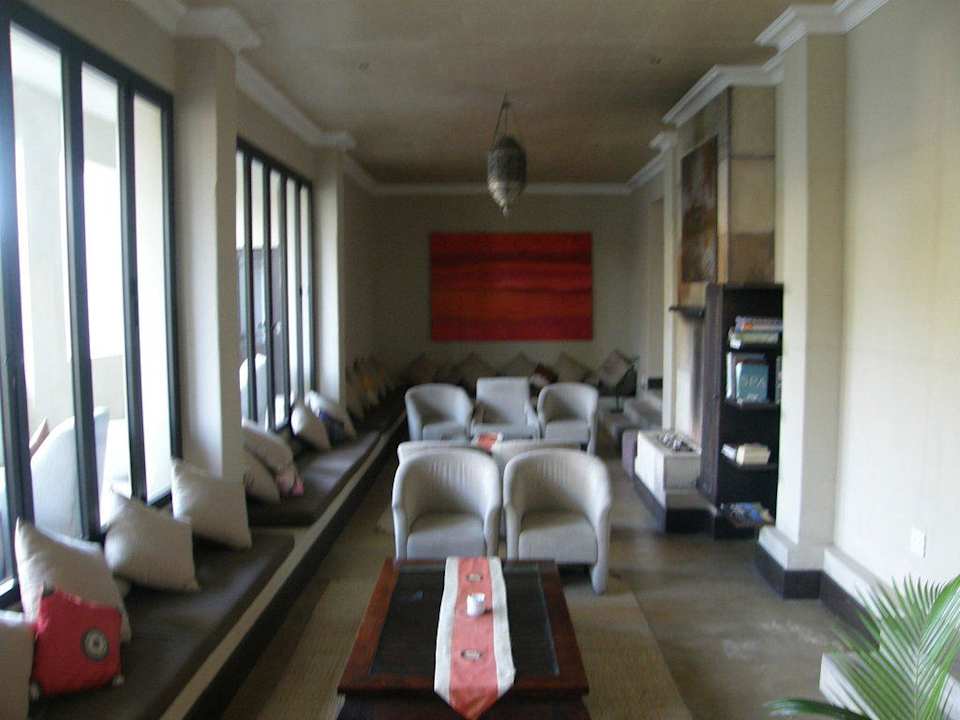 Lobby mit Kamin Clanwilliam Lodge