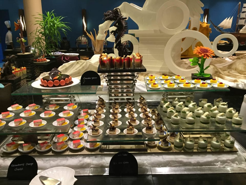 Desserts Veligandu Maldives Resort Island