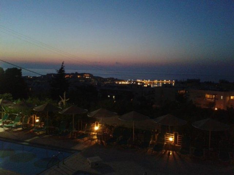 Ausblick nach dem Sonnenuntergang Hotel Forest Park