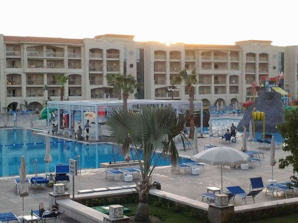 Olympus Bar Pickalbatros White Beach Resort - Hurghada