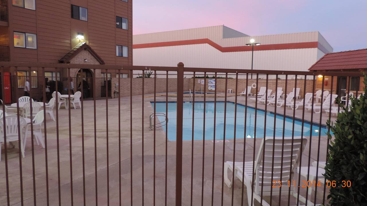 Pool Lompoc Valley Inn and Suites