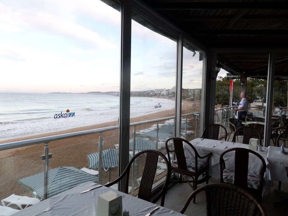 Super so zu speisen. Aska Hotel Just in Beach