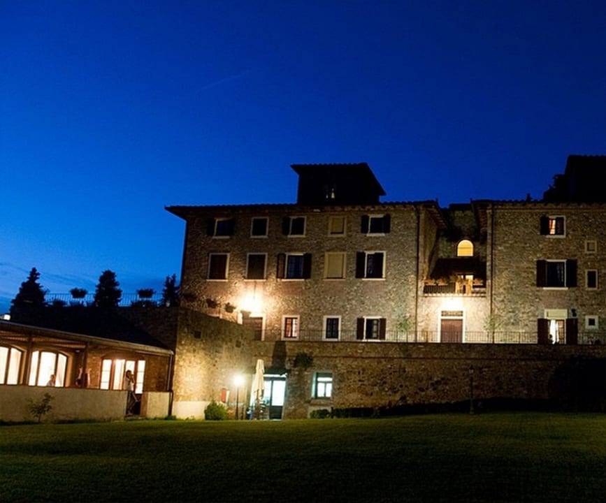 Vista notturna Villa San Filippo