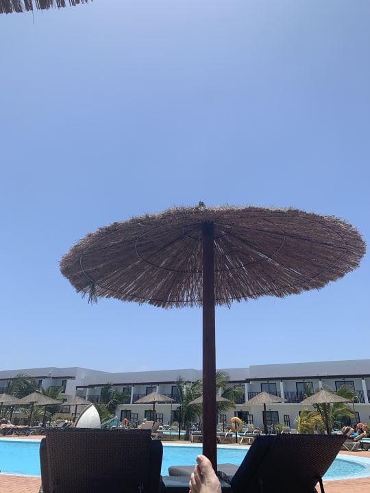 Pool Meliá Laguna Beach