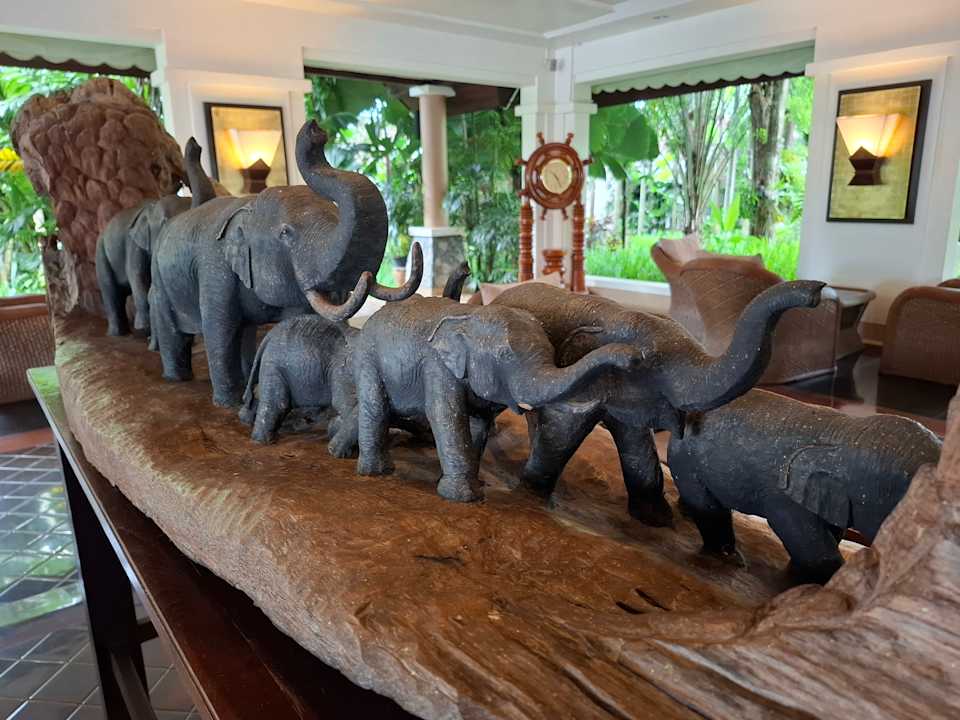 Lobby Laluna Hotel & Resort