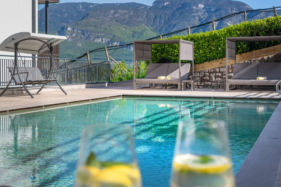 Pool Residence Garni Hotel Vineus