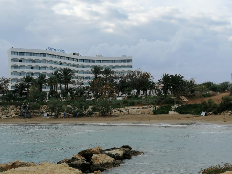 Außenansicht Crystal Springs Beach Hotel