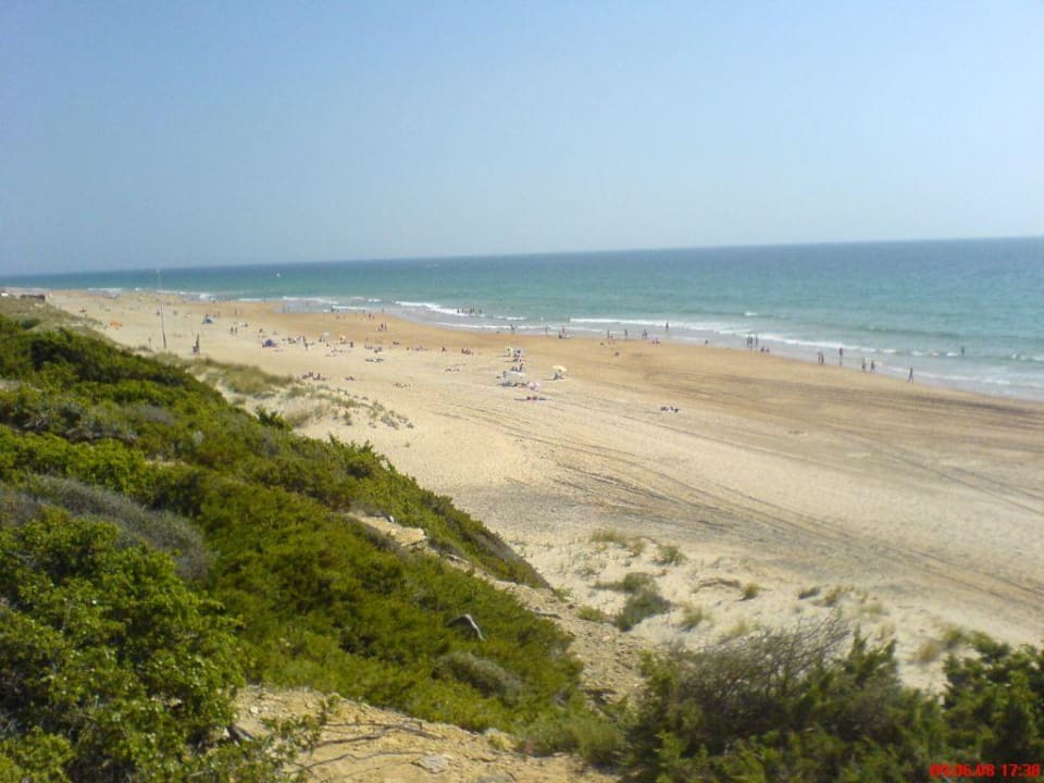 Strand in Hotelnähe Ilunion Sancti Petri