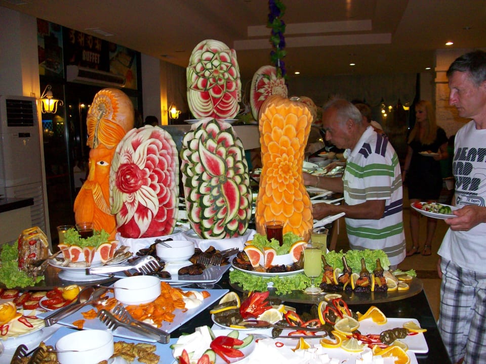 Lecker Aska Hotel Just in Beach