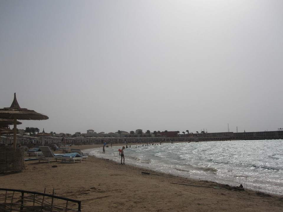 Strandabschnitt Pickalbatros Alf Leila Wa Leila Resort - Neverland Hurghada