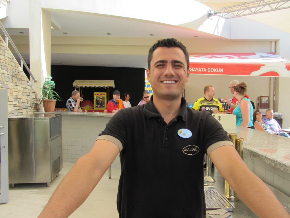 Ali -Gardenbar Alaiye Resort & Spa