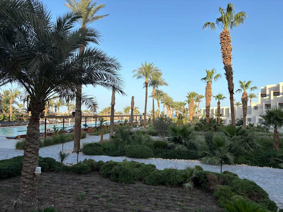 Gartenanlage Serry Beach Resort