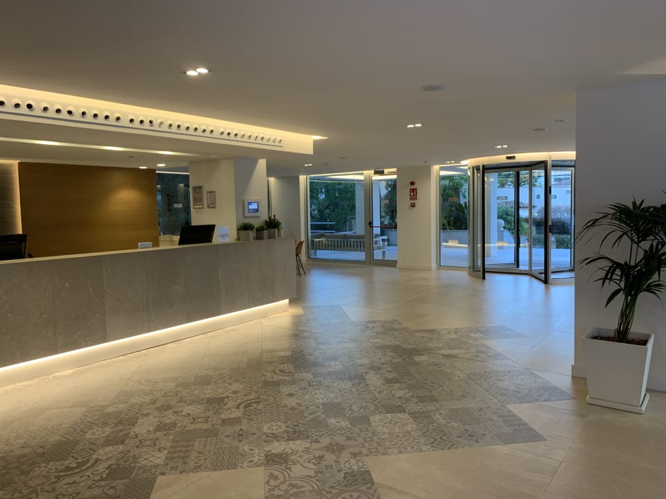 Lobby allsun Hotel Cristóbal Colón