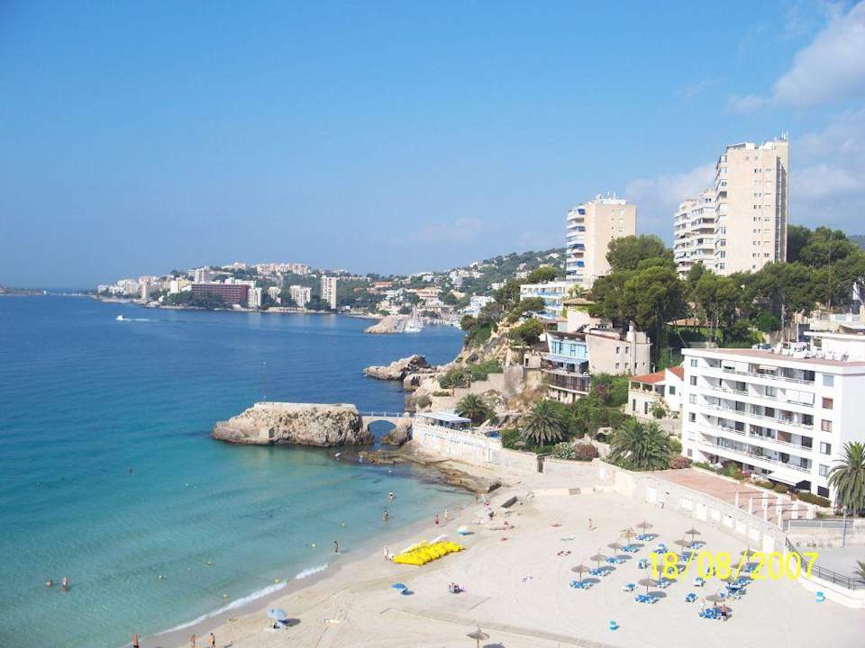 Ausblick auf Bucht aus Zimmer 739 im 7. Stock Be Live Marivent - Adults only