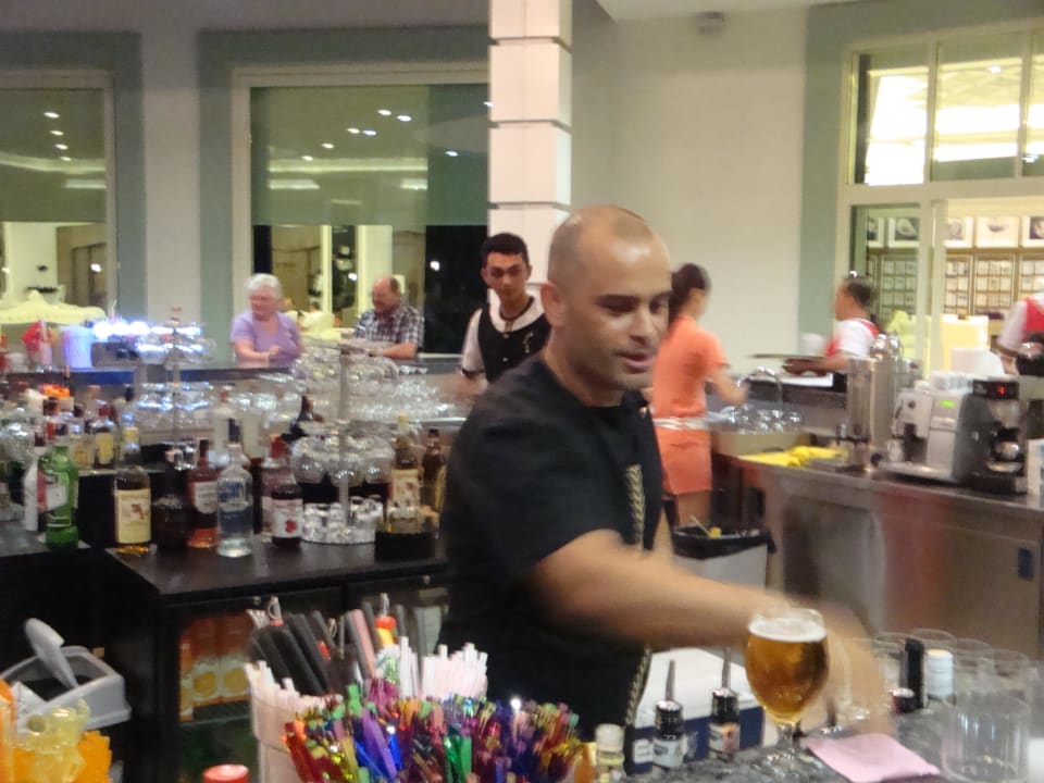 Coole Drinks mit dem super Barkeeper Hotel Delphin Imperial