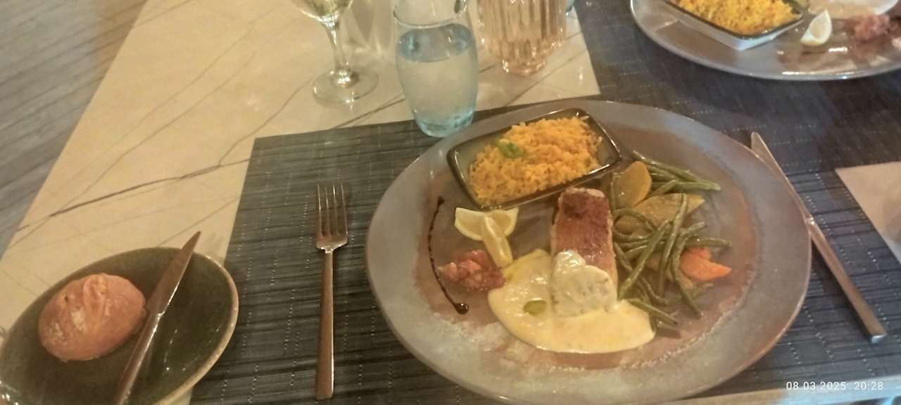 Gastro Crystals Beach Resort Belle Mare, a member of Radisson Individuals