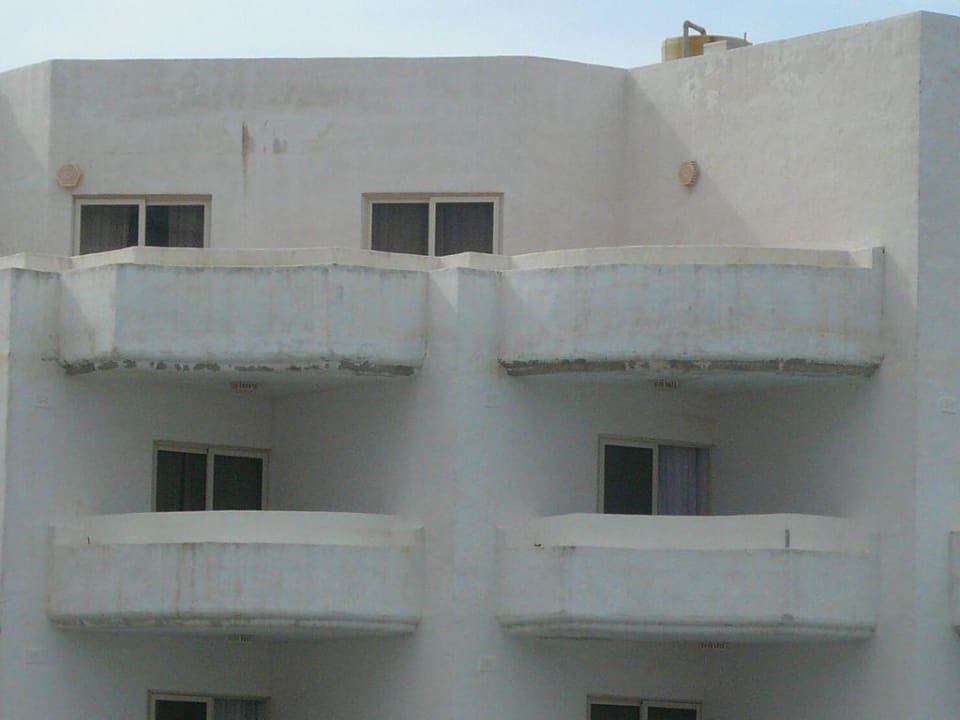 Außenansicht Balkons vom Nahen II db San Antonio Hotel + Spa