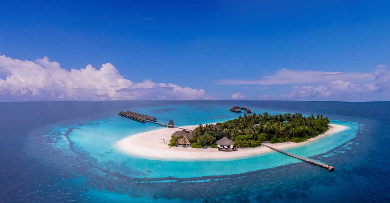 Aerial Picture Angaga Island Resort