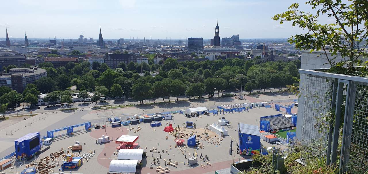Ausblick REVERB by Hard Rock Hamburg