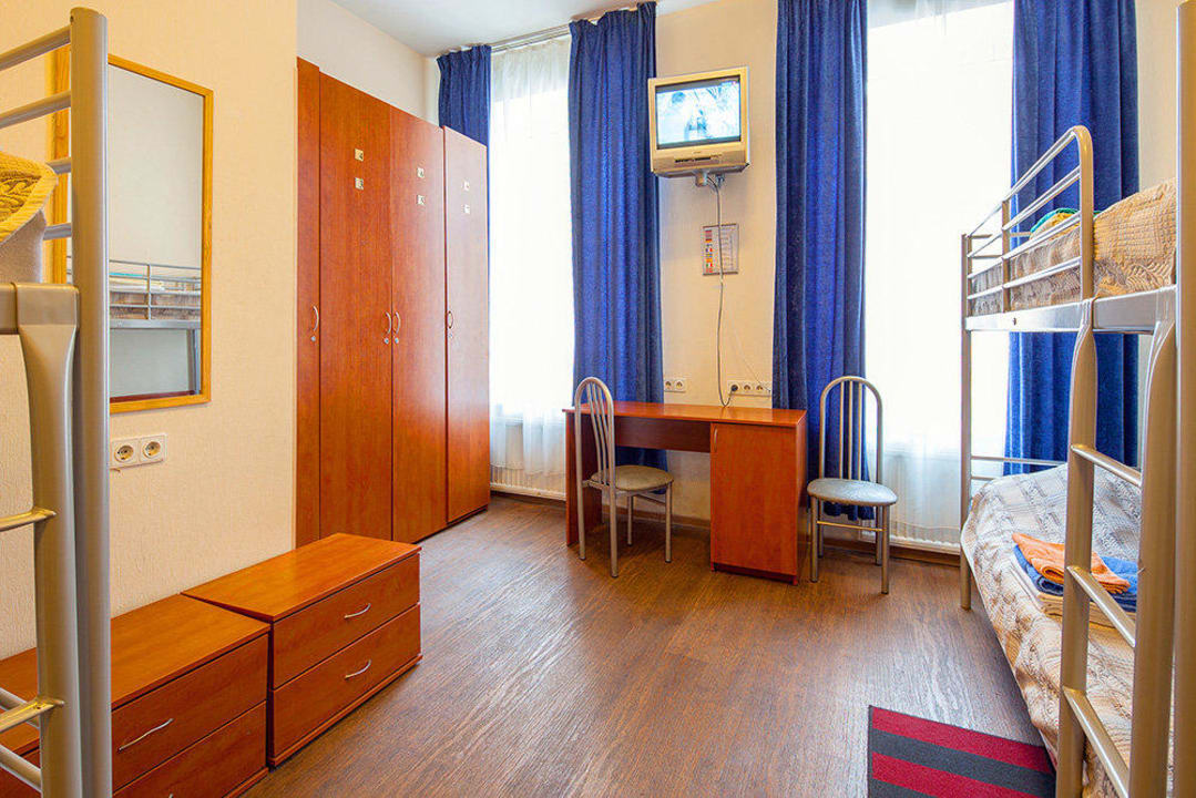 6-bed room with shared bathroom facilities Nevsky Hostel / Невский Хостел