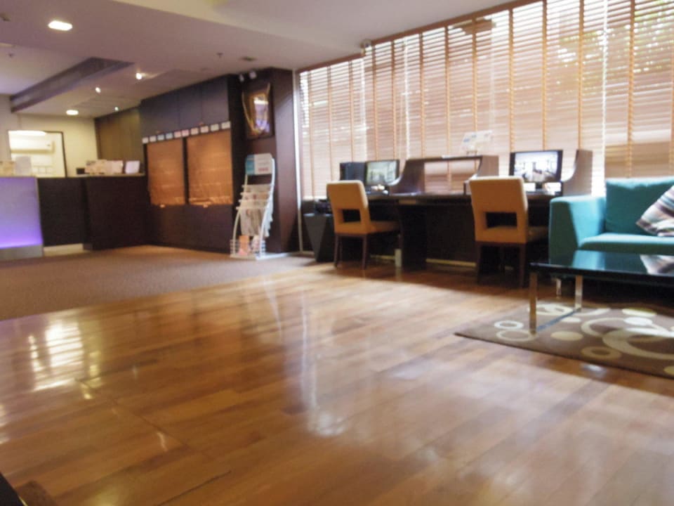 Lobby Lohas Suites Sukhumvit by SuperHotel Bangkok