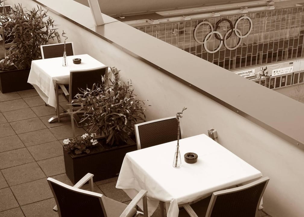 Dachterrasse Hilton Garden Inn Innsbruck Tivoli